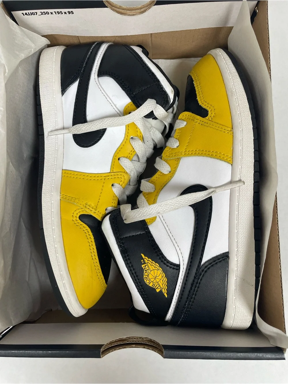 Little Kid's Jordan 1 Mid Yellow Ochre/Black-White (PS) (DQ8424 701) - 2.5Y